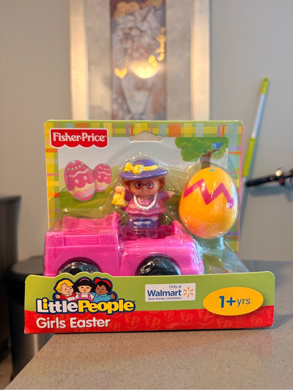 Fisher-Price Little People Girls Easter Pink Truck, Girl & Egg X3883 NEW 2011